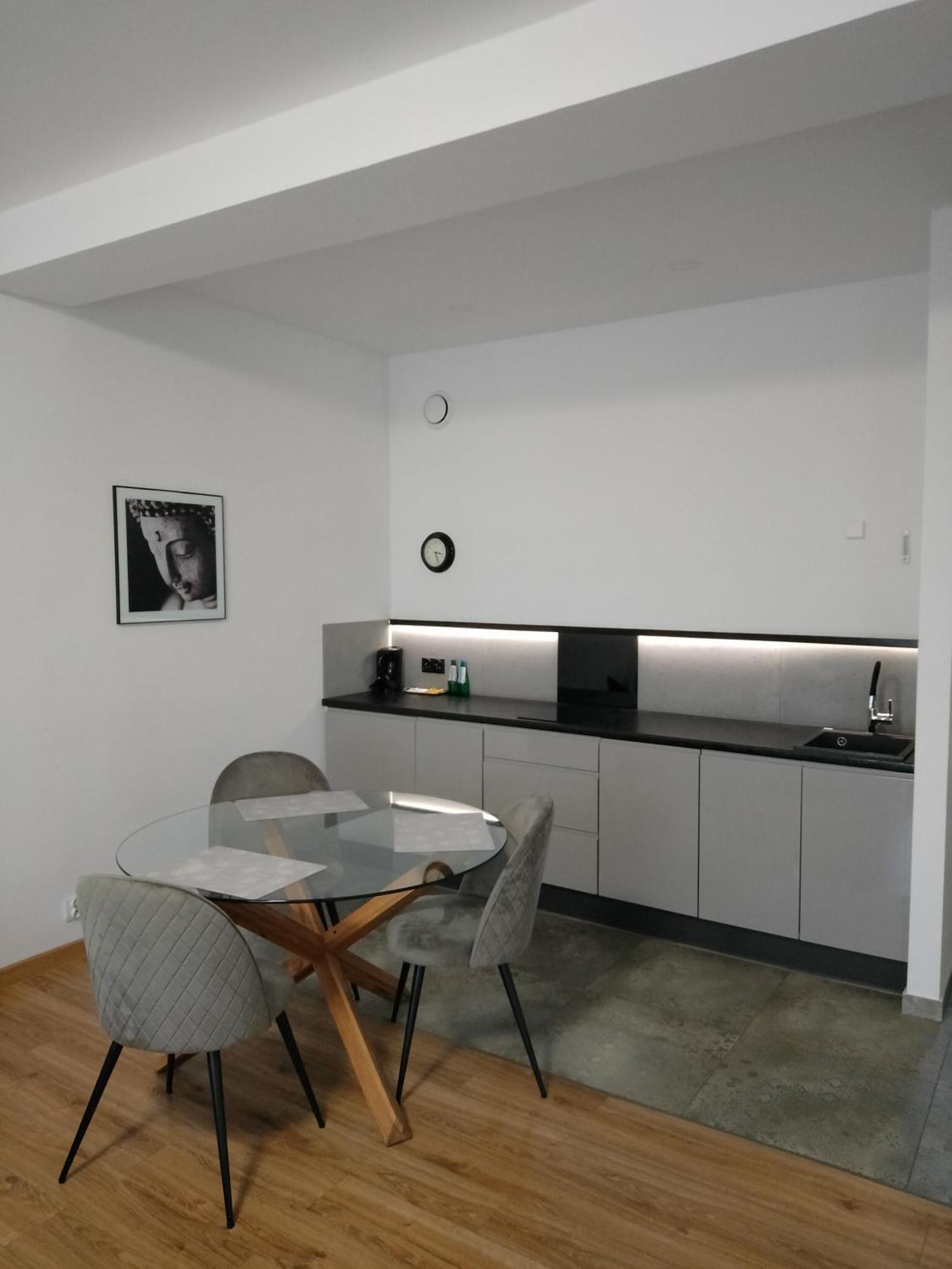 Apartamenty Lawendowy Zakatek 5 Opole Dış mekan fotoğraf